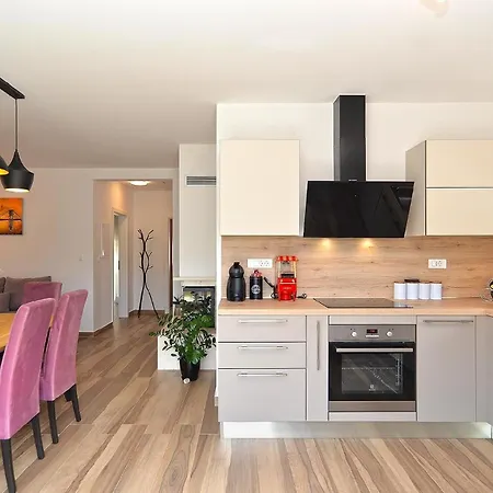 Fuer 4 Personen Ca 74 Qm In Medulin, Istrien Suedkueste Von Istrien Holiday home *